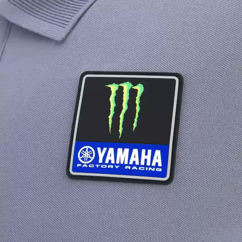 Camisas de viaje réplica Monster Energy Yamaha MotoGP 2026 – Tallas pequeñas Camisas de viaje réplica Monster Energy Yamaha MotoGP 2026 – Tallas pequeñas