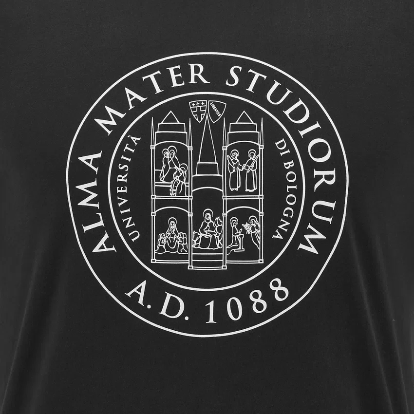 Camiseta de algodón para adultos de la colección Unibo en color negro Camiseta de algodón para adultos de la colección Unibo en color negro