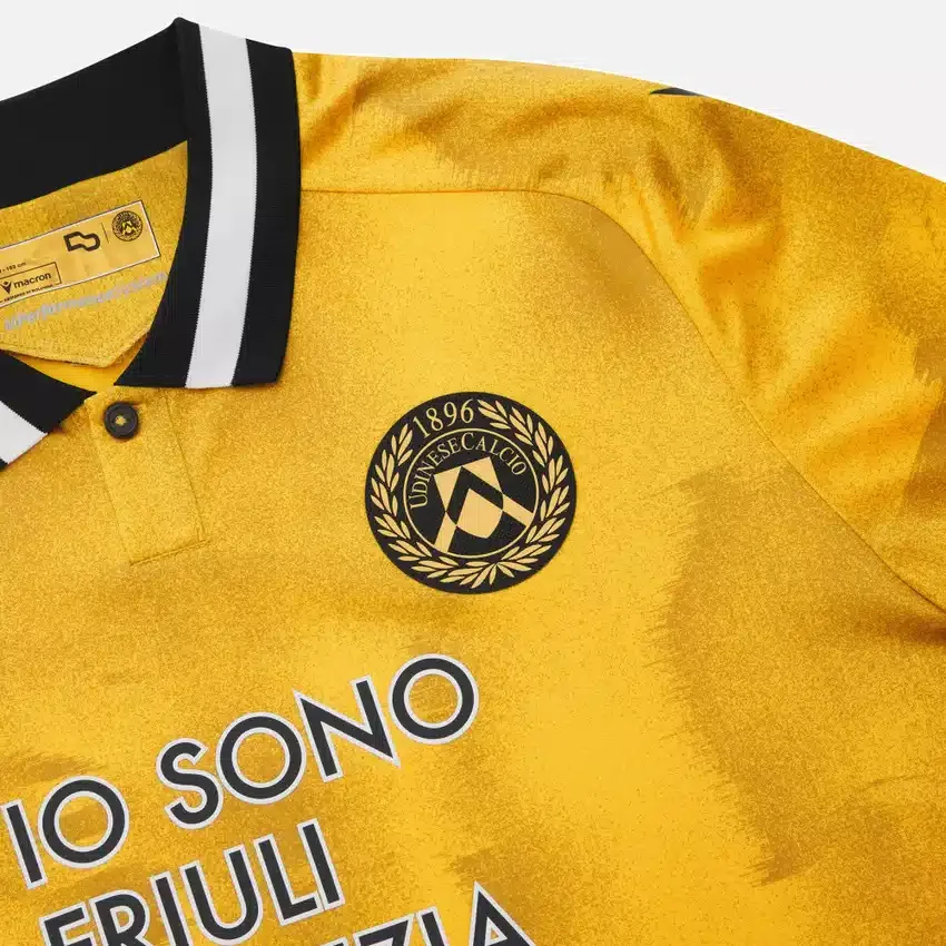 Equipación de tercer partido para adultos del Udinese Calcio 2025/26 Equipación de tercer partido para adultos del Udinese Calcio 2025/26