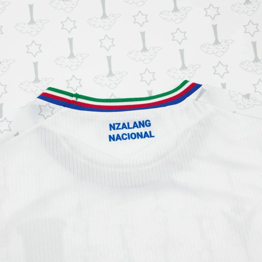 Equipación de visitante para adultos de la Nazionale Guinea Equatoriale 2025/26 Equipación de visitante para adultos de la Nazionale Guinea Equatoriale 2025/26